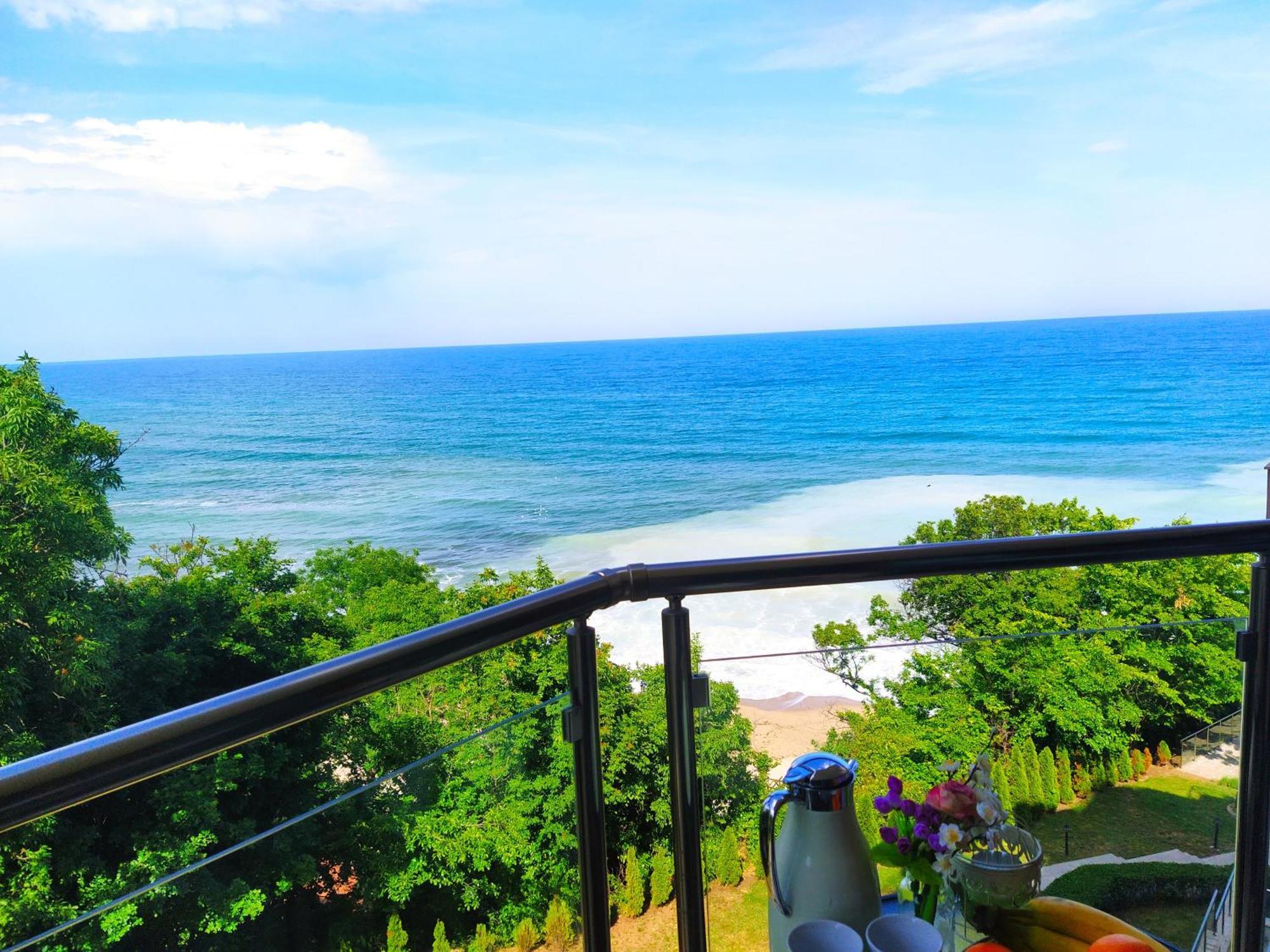 Апартаменти Бяла Клиф На Плажа - Apartments Byala Cliff First Line Esterno foto