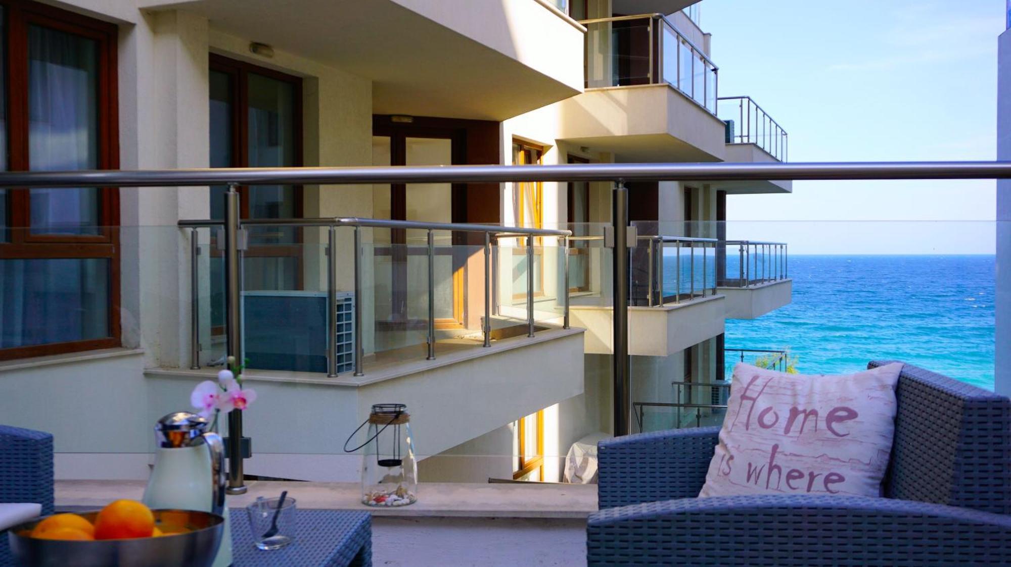 Апартаменти Бяла Клиф На Плажа - Apartments Byala Cliff First Line Esterno foto